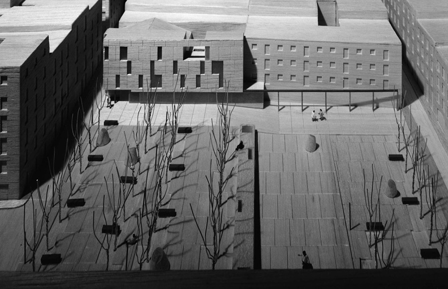 URBANIZACIÓN Y APARCAMIENTO SUB. PLAZA CABESTREROS