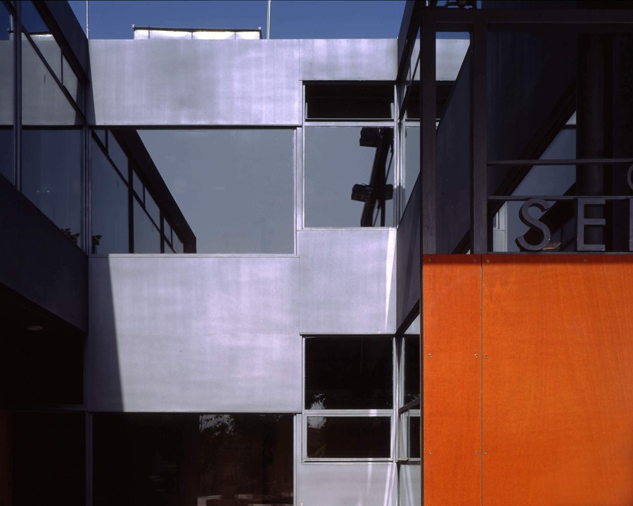 CASA CONSISTORIAL SERRANILLOS DEL  VALLE