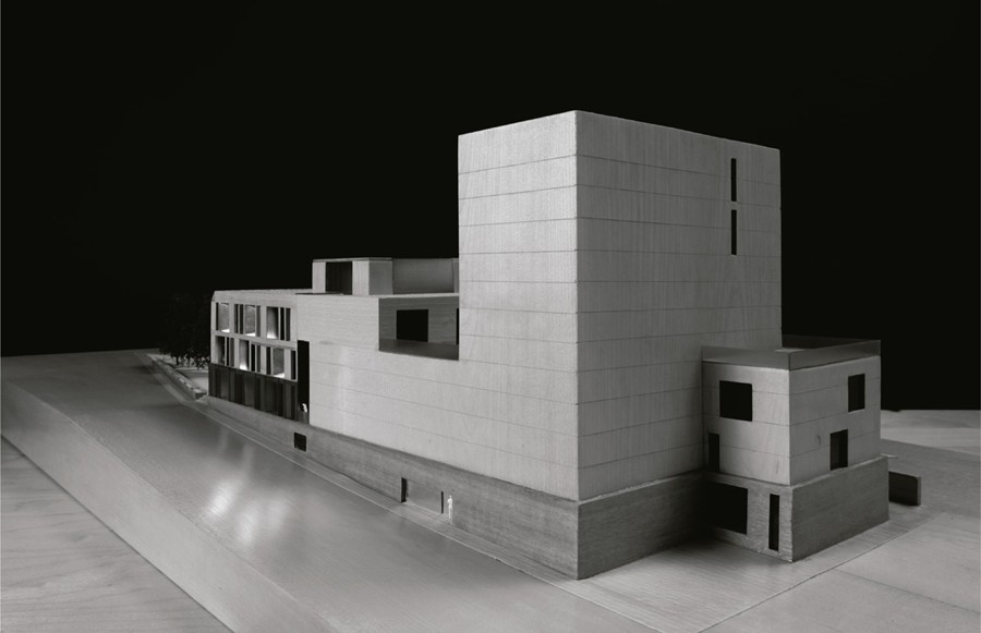 TEATRO Y EDIFICIO USOS MÚLTIPLES 