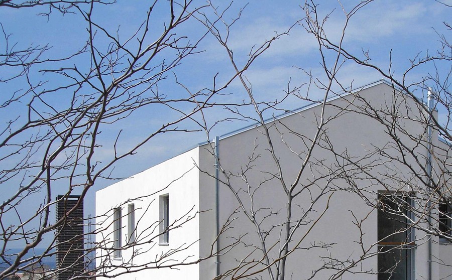 REESTRUCTURACIÓN Y AMPLIACIÓN VIVIENDA