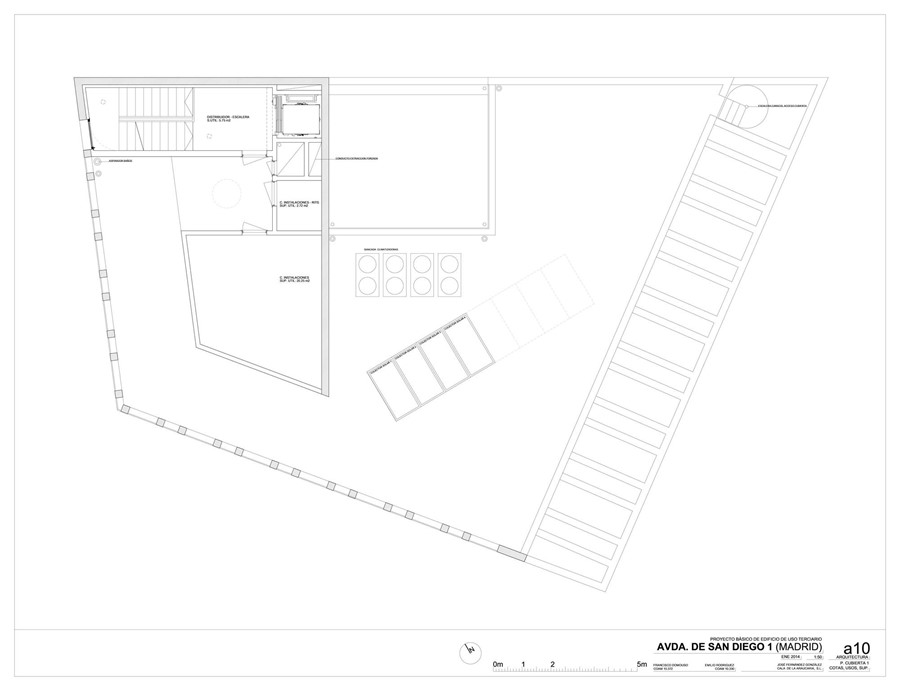 EDIFICIO USO TERCIARIO