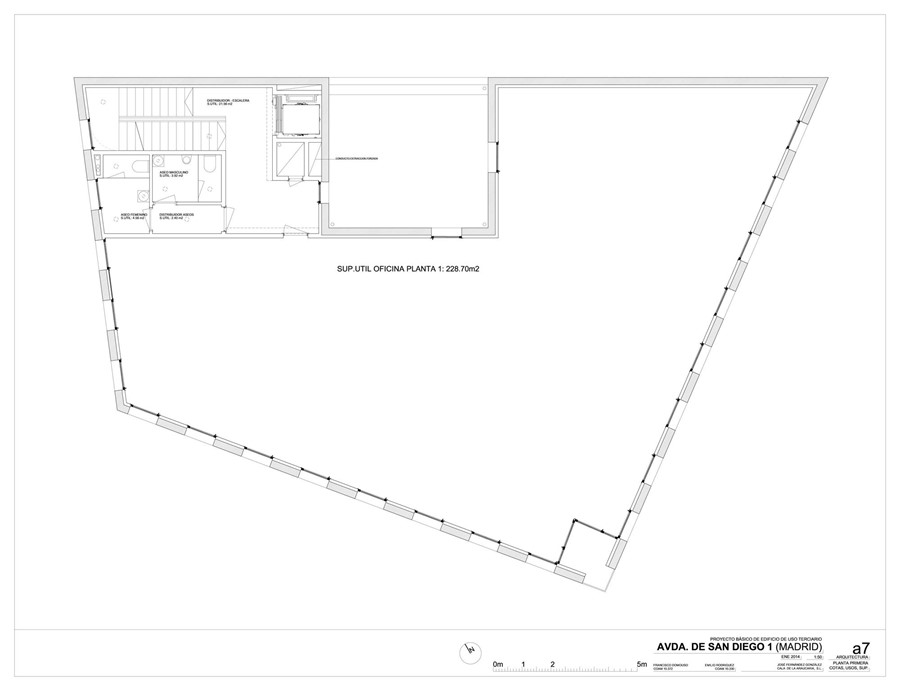 EDIFICIO USO TERCIARIO