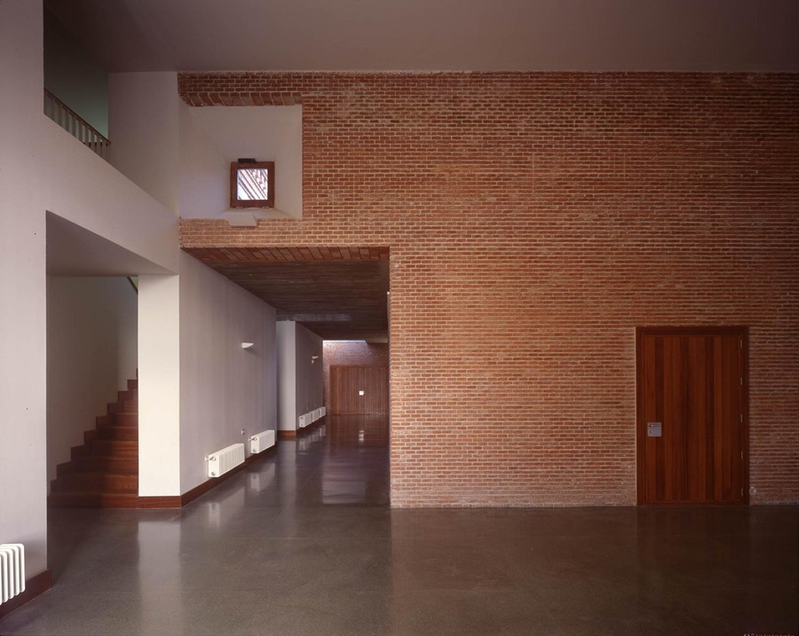 ESCUELA DE MÚSICA Y BIBLIOTECA