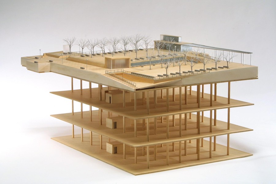 URBANIZACIÓN Y APARCAMIENTO SUB. PLAZA CABESTREROS