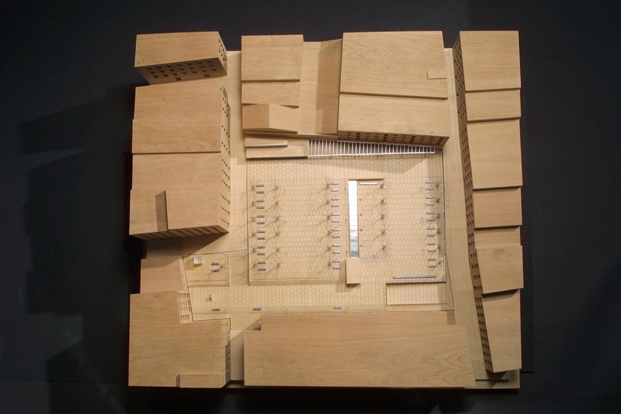 URBANIZACIÓN Y APARCAMIENTO SUB. PLAZA CABESTREROS