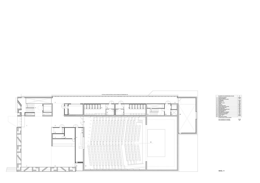 TEATRO Y EDIFICIO USOS MÚLTIPLES 