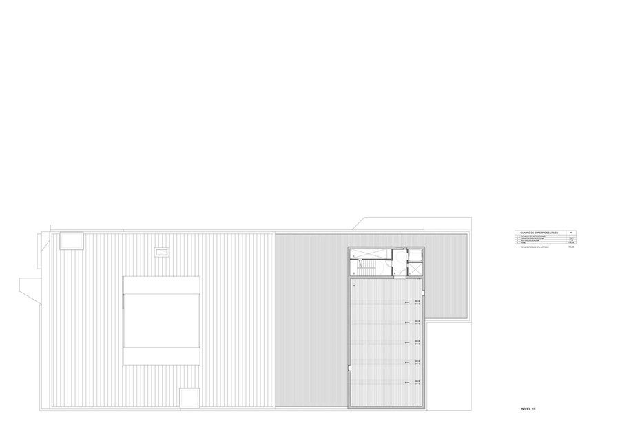 TEATRO Y EDIFICIO USOS MÚLTIPLES 